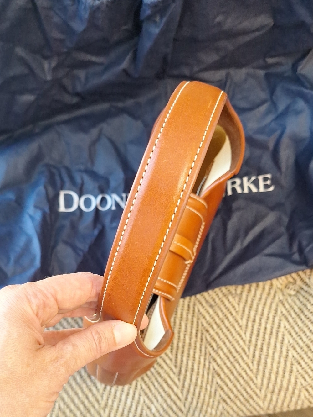 Dooney & Bourke Florentine Toscana Smooth Leather Hobo Bag Large Size - Picture 7 of 16